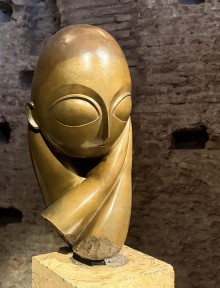 Brâncuşi: The Origins of Infinity